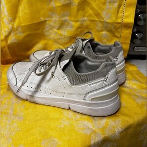 On Running On Cloud OC THE ROGER Centre Court Tennis Shoes Women’s 8.5